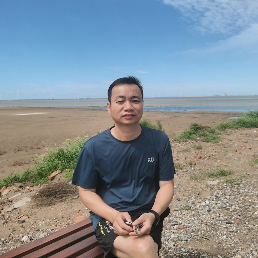 2022年度伟易博医药金穗斗争者——钟志军